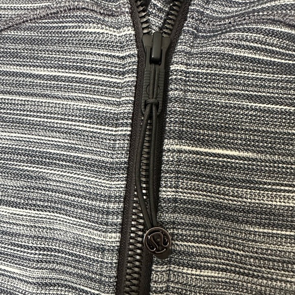 Lululemon Hooded Define Jacket *Nulu - Picture 8 of 9
